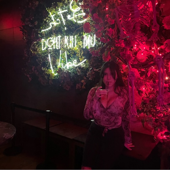 Meet your Posher, Tabatha - Picture 3 of 3